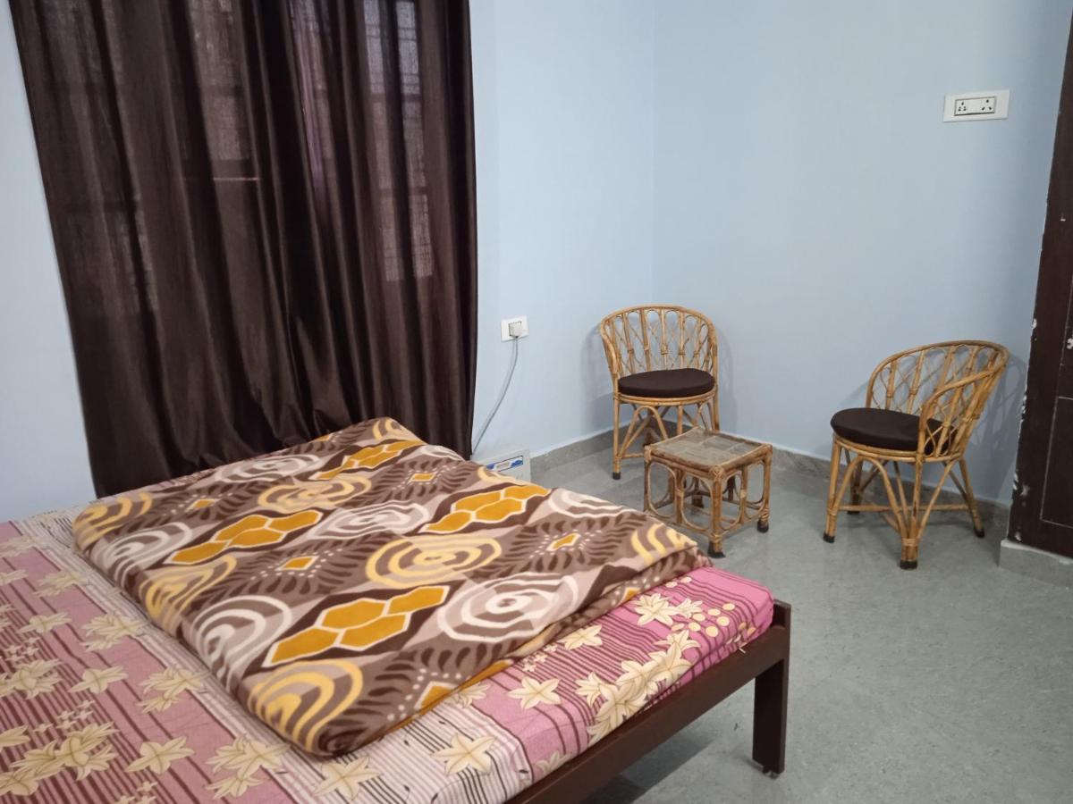 Triple1 Hostel & Homestay Ришикеш Экстерьер фото