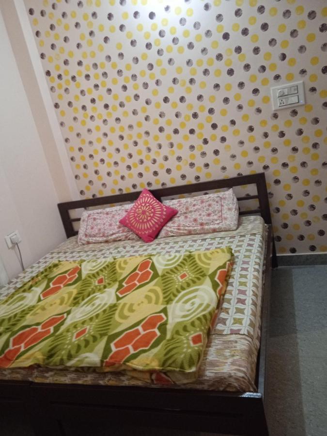 Triple1 Hostel & Homestay Ришикеш Экстерьер фото