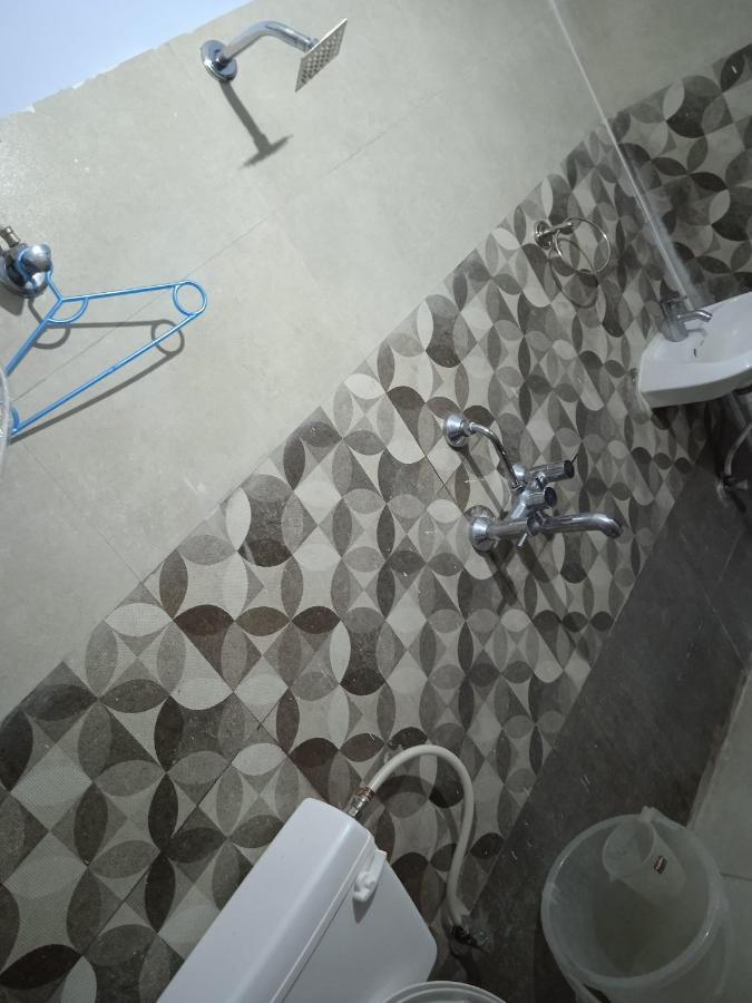 Triple1 Hostel & Homestay Ришикеш Экстерьер фото