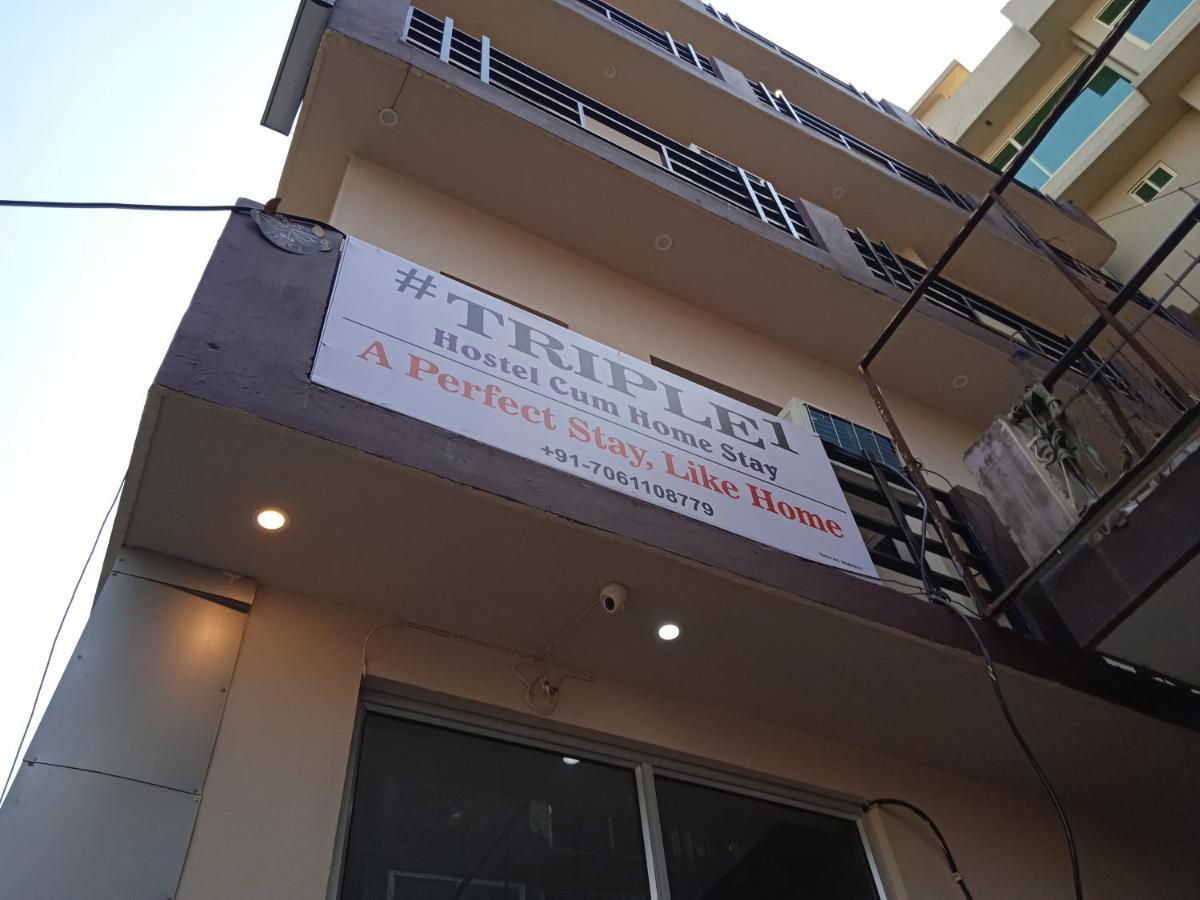 Triple1 Hostel & Homestay Ришикеш Экстерьер фото