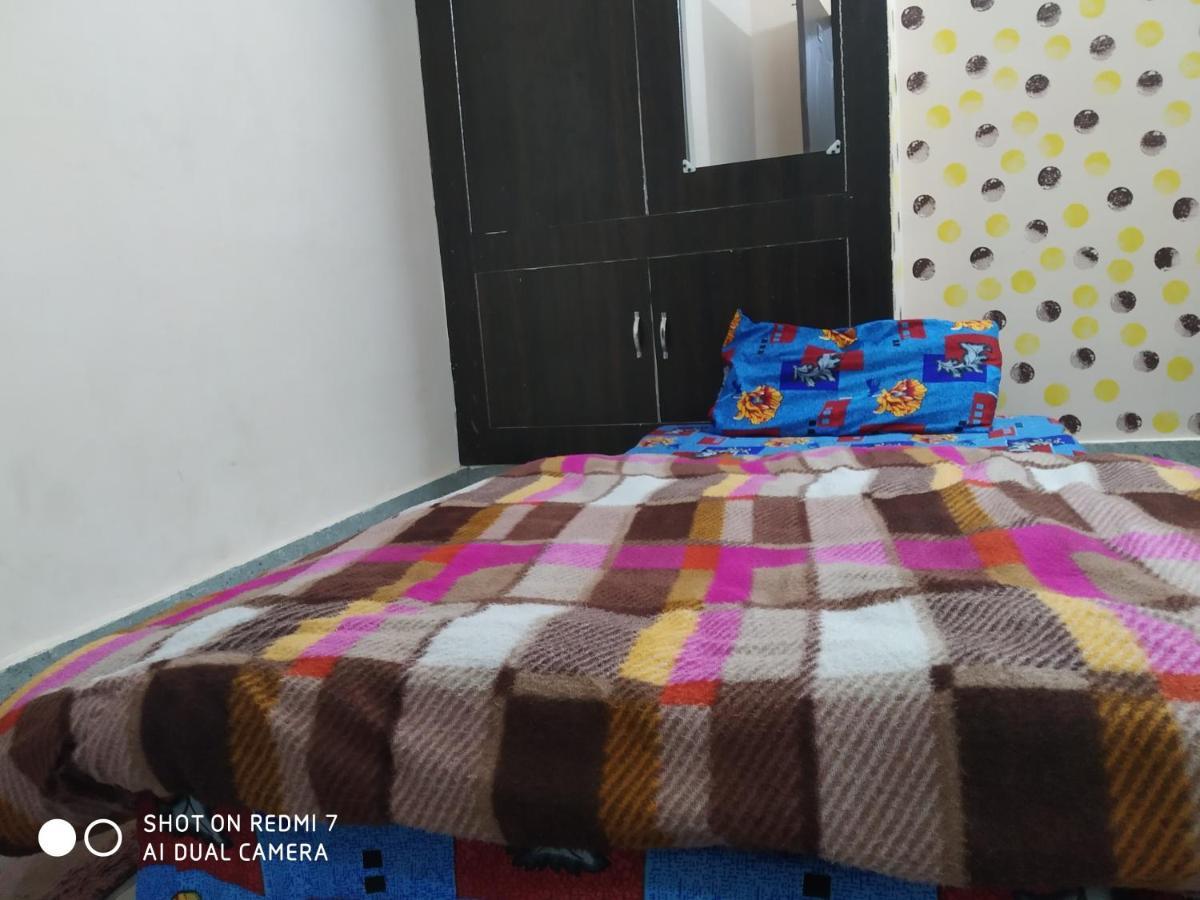 Triple1 Hostel & Homestay Ришикеш Экстерьер фото