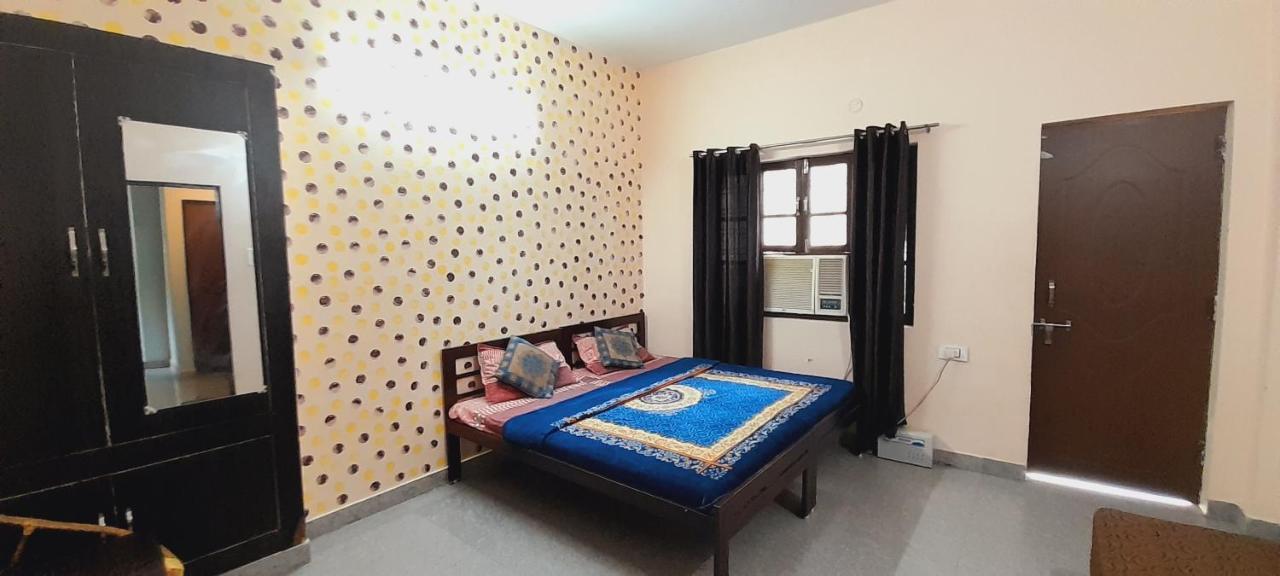 Triple1 Hostel & Homestay Ришикеш Экстерьер фото
